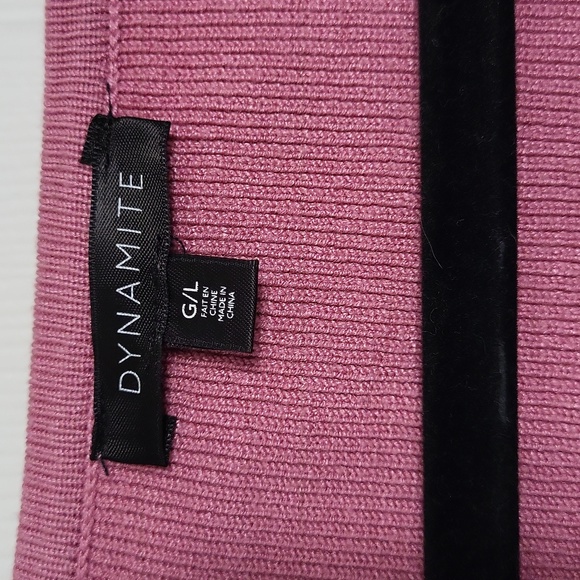 Dynamite Chandail Puff Sleeve Vneck Sweater in Size Large (NWT) - Picture 3 of 4